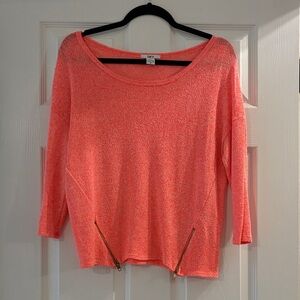 BAR III CORAL KNOT SWEATER W/ ZIPPER ACCENTS